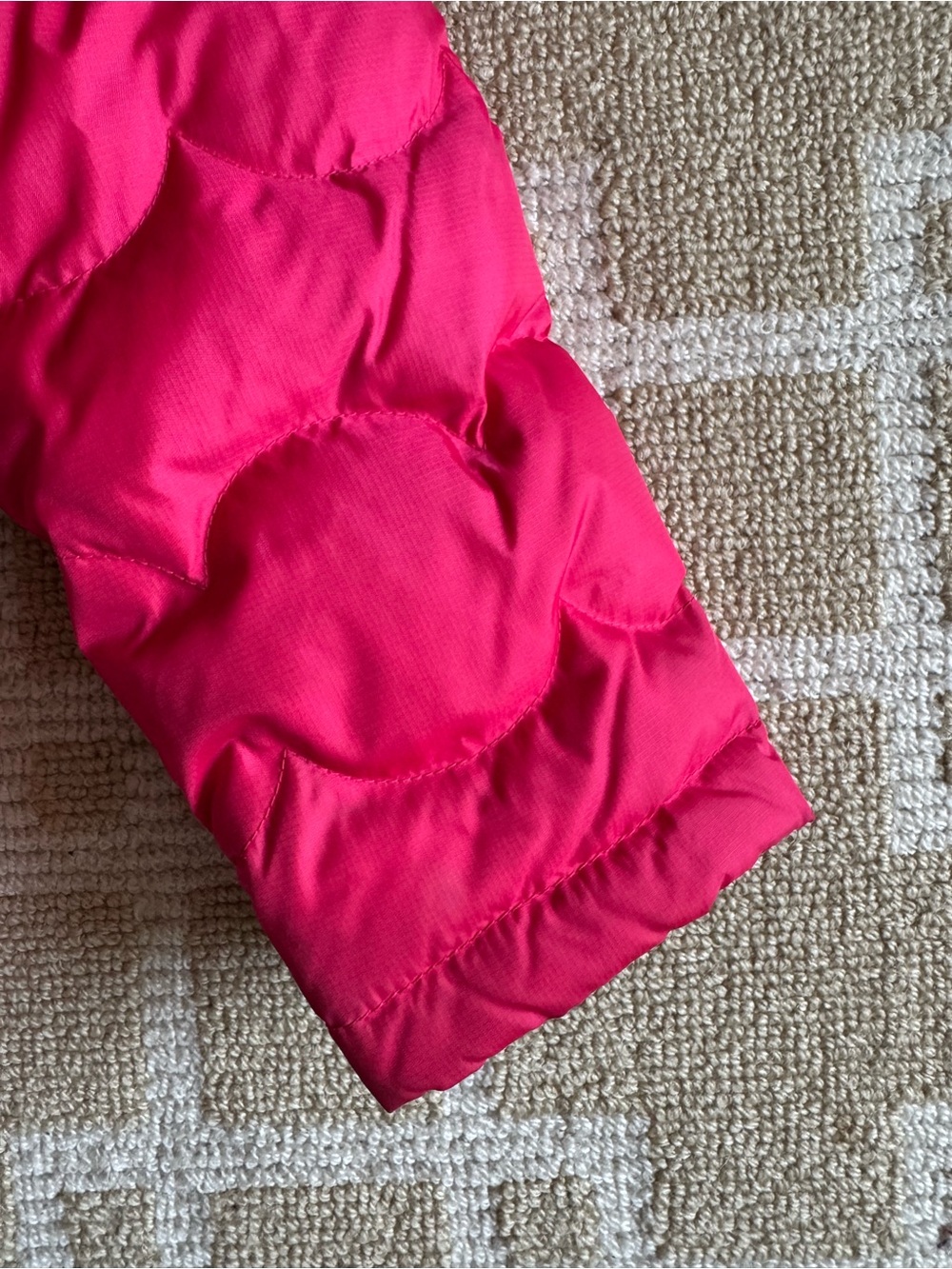 L.L. Bean DownTek Hooded Puffer Jacket Hot Pink Blue Girls Medium 10-12 - Picture 13 of 15